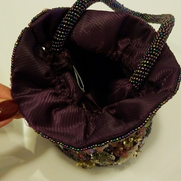 Mascotte Small Handbag Silk Purple Beads crafted - Picture 6 of 8